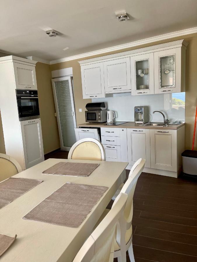 Apartments Prestige Петрчане Екстер'єр фото