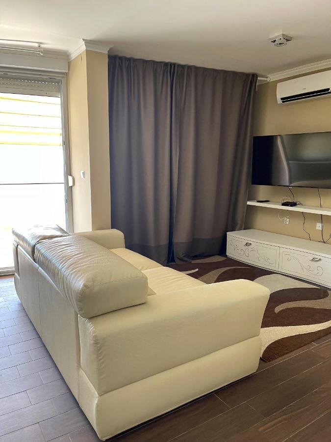 Apartments Prestige Петрчане Екстер'єр фото