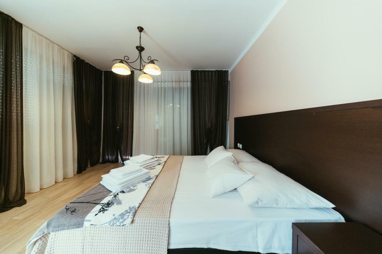 Apartments Prestige Петрчане Екстер'єр фото